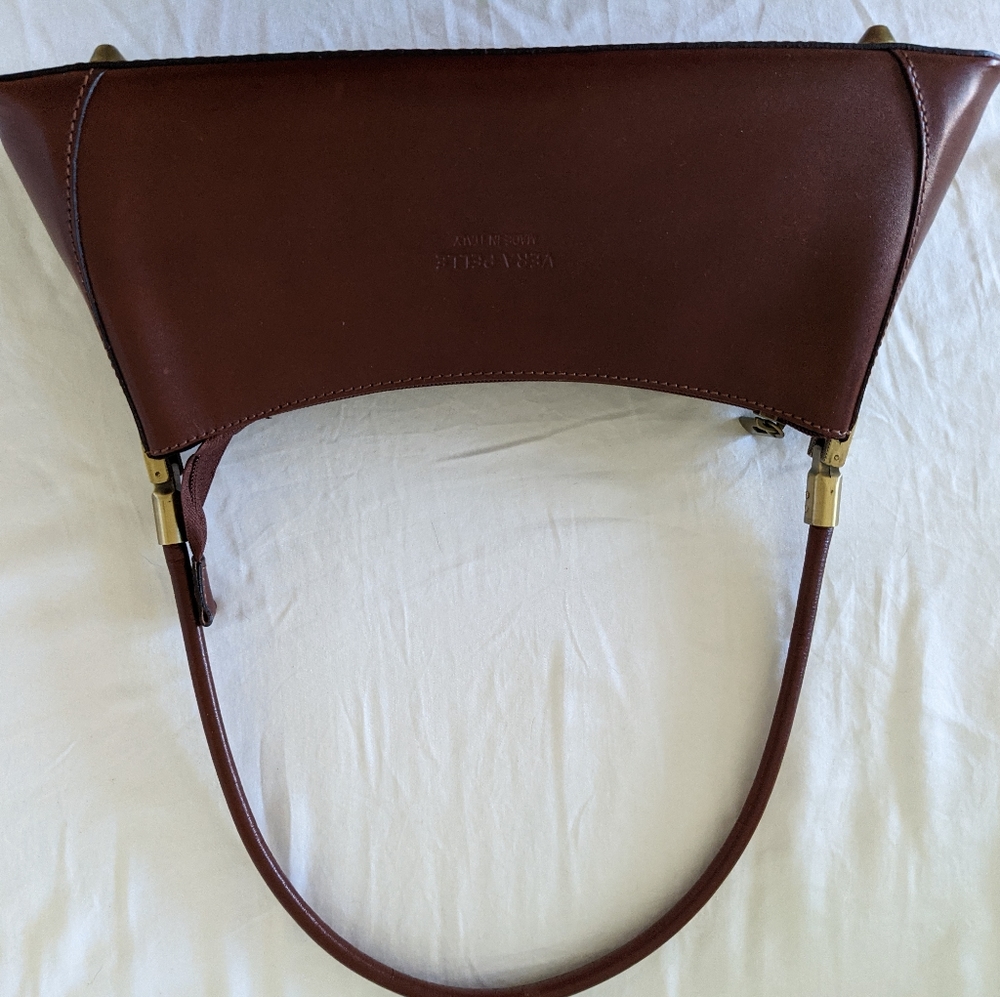 Vera pelle  underarm bag